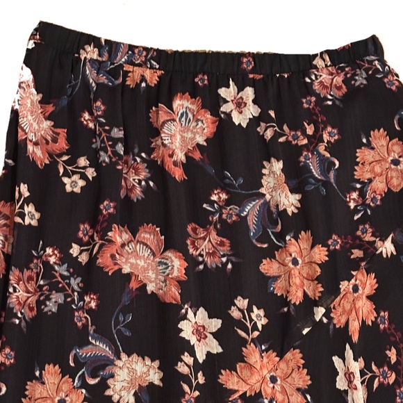 Supply & Demand L navy & multi color floral full length skirt w elastic waist - Picture 2 of 8